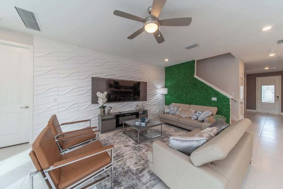 8 bedroom vacation house at Encore Resort at Reunion - Image 2