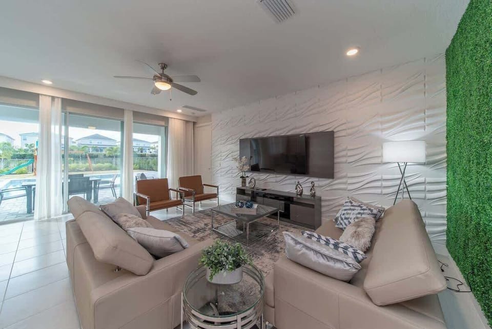8 bedroom vacation house at Encore Resort at Reunion - Image 3