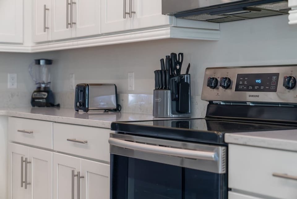 8 bedroom vacation house at Encore Resort at Reunion - Image 9