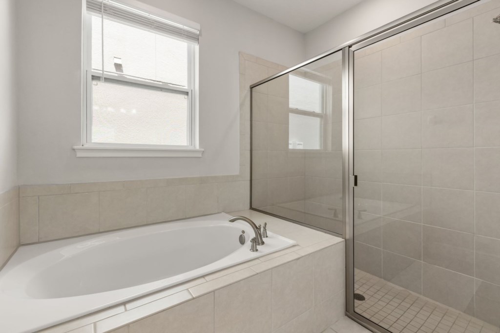 Bathroom — 256 Auburn Avenue, photo 58 of 68
