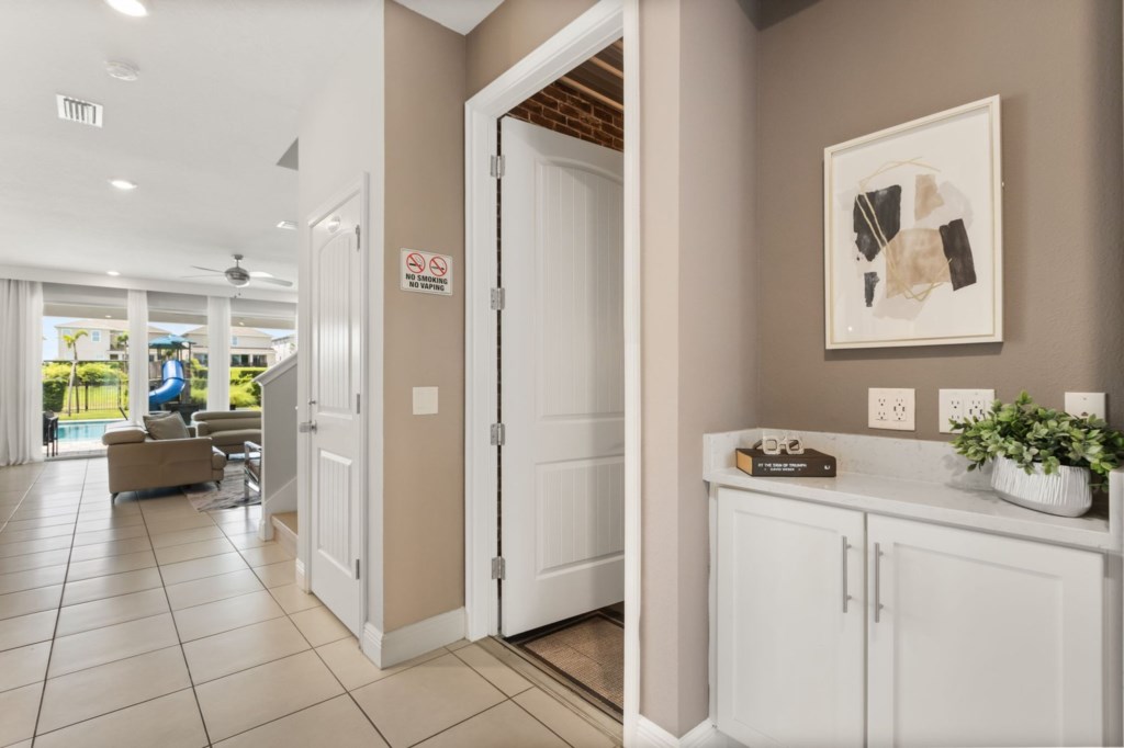 Foyer — 256 Auburn Avenue, photo 17 of 68
