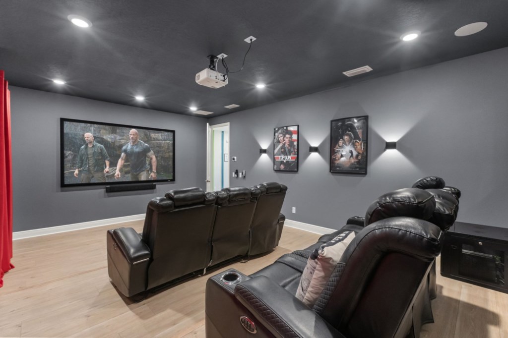 Movie Theater — 256 Auburn Avenue, photo 23 of 68