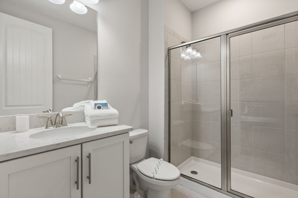 Bathroom — 256 Auburn Avenue, photo 59 of 68