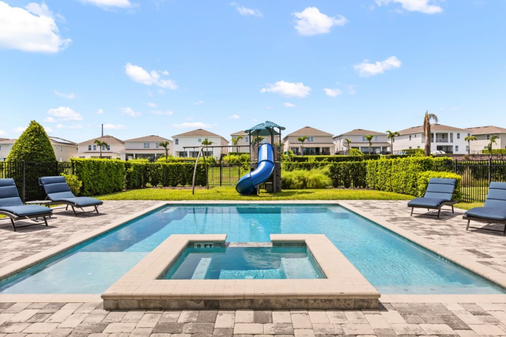 Private Pool — 256 Auburn Avenue, photo 48 of 68