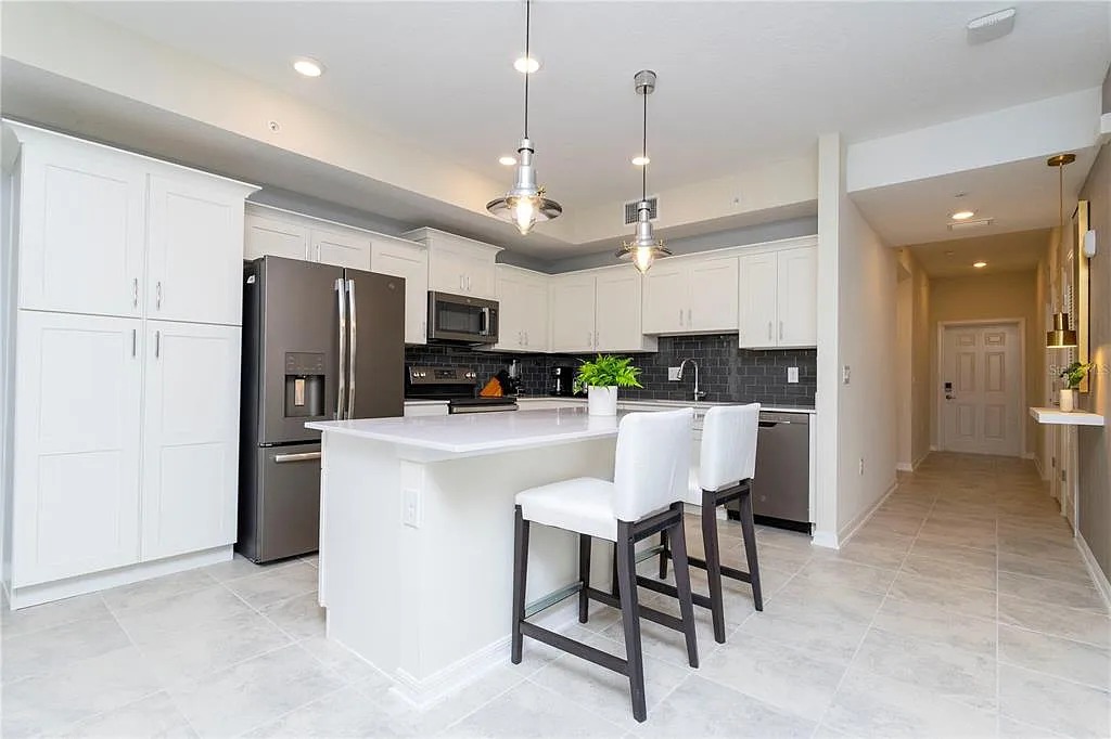 2 bedroom vacation apartment at Storey Lake - Image 10