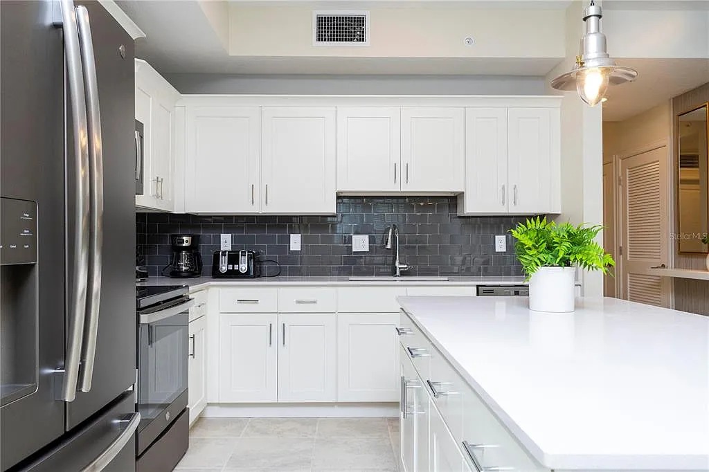 2 bedroom vacation apartment at Storey Lake - Image 14