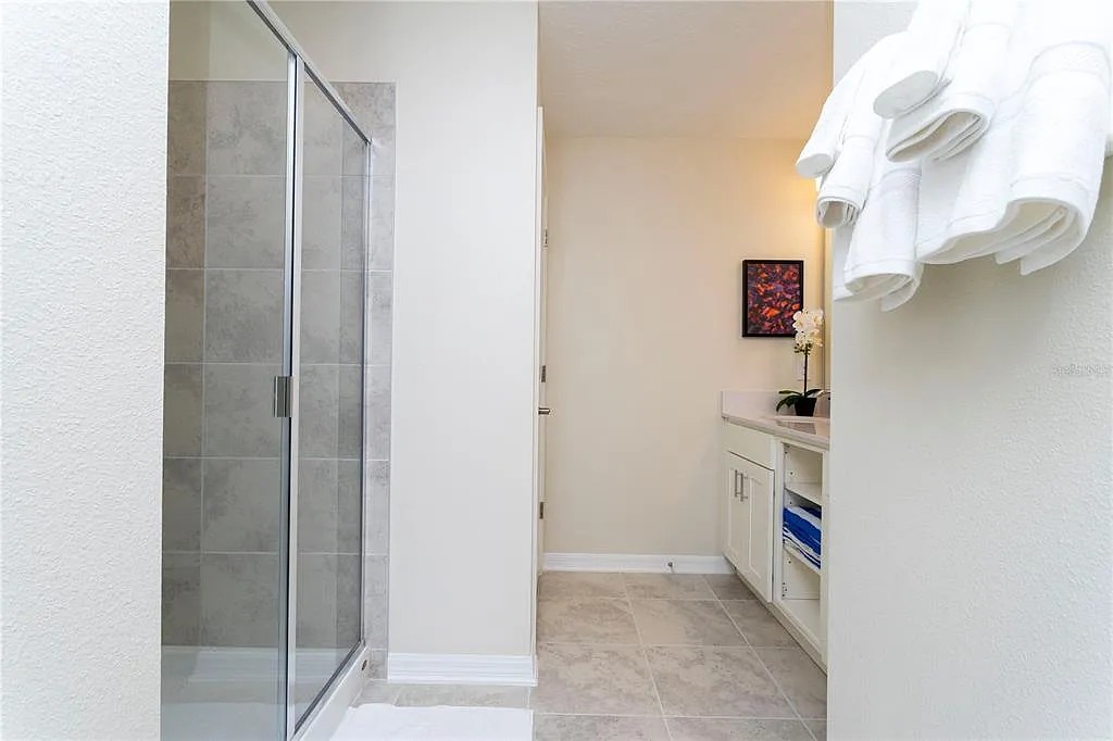 2 bedroom vacation apartment at Storey Lake - Image 22