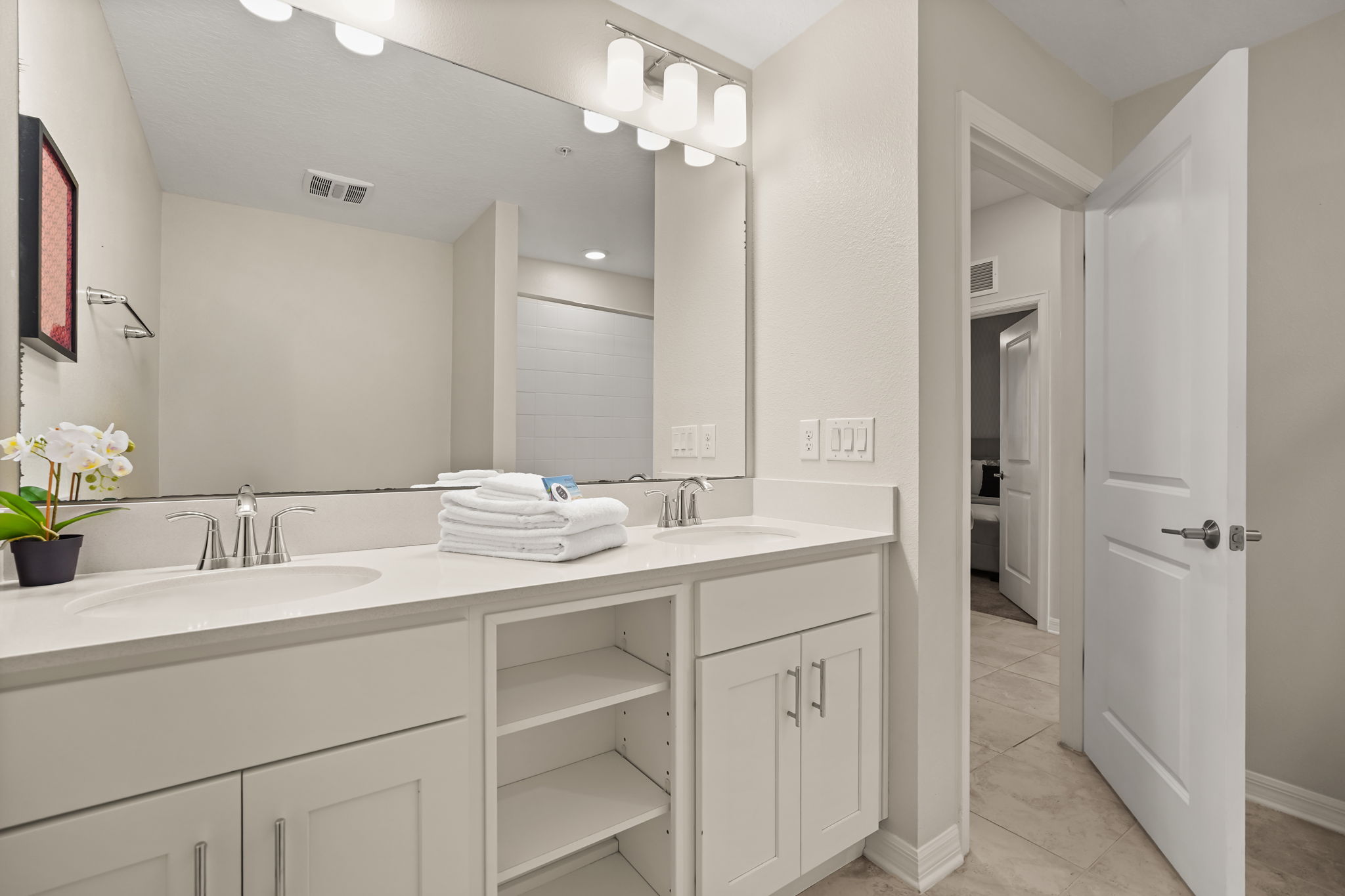 2 bedroom vacation apartment at Storey Lake - Image 25