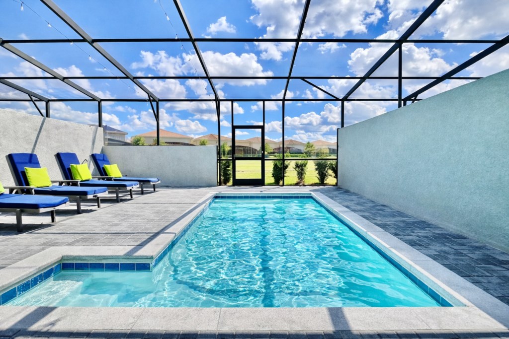Pool8