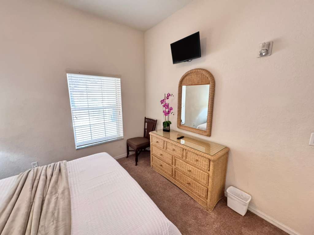 3 bedroom vacation apartment at Bahama Bay - Image 12