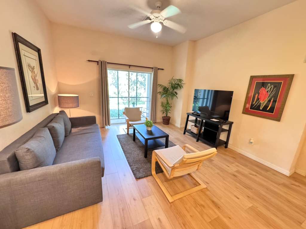 3 bedroom vacation apartment at Bahama Bay - Image 3