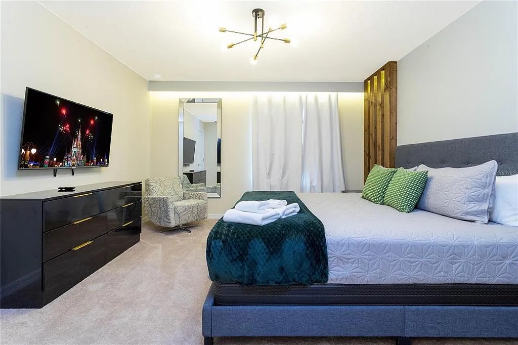 5 bedroom vacation house at Solterra - Image 17