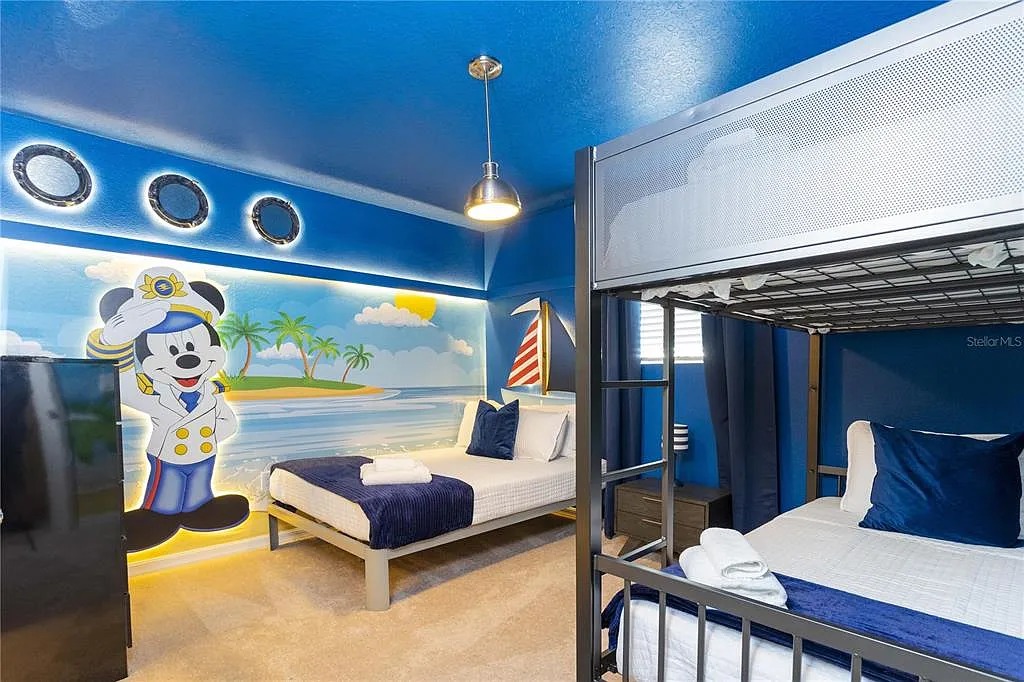 5 bedroom vacation house at Solterra - Image 21