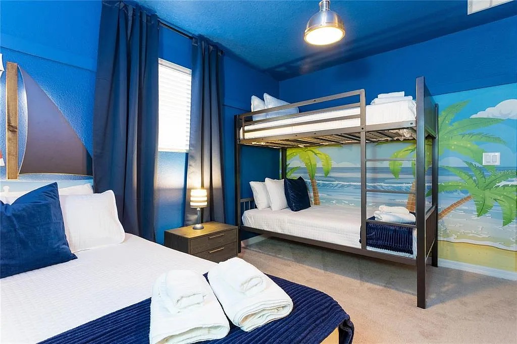5 bedroom vacation house at Solterra - Image 22