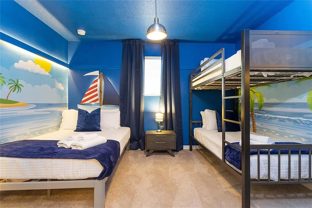 5 bedroom vacation house at Solterra - Image 23