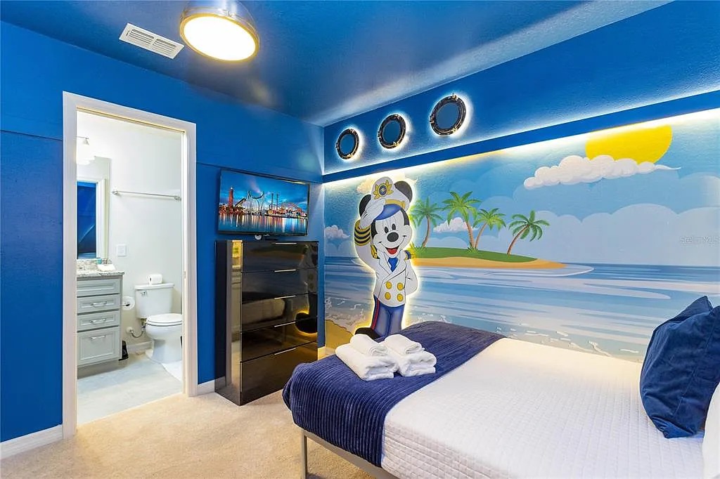 5 bedroom vacation house at Solterra - Image 25