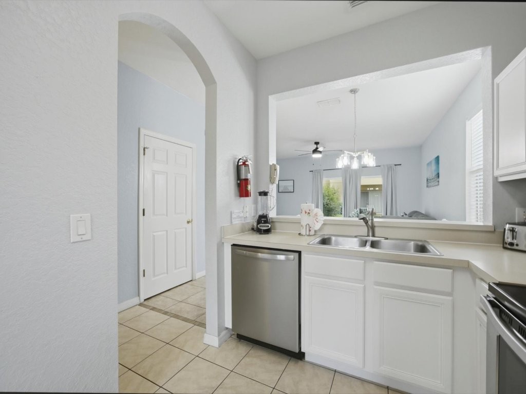 12-408MiramarAve-DavidAllenProductions-026