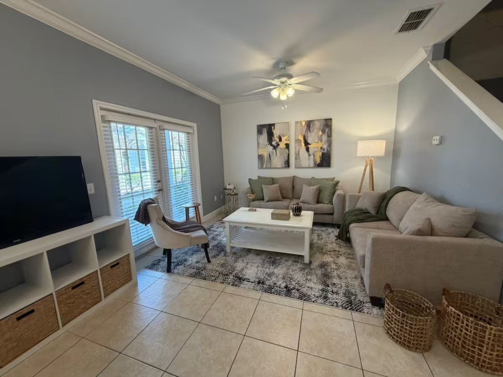 4 bedroom vacation townhouse at Lucaya Village - Image 4
