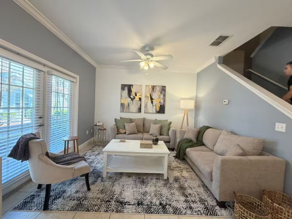4 bedroom vacation townhouse at Lucaya Village - Image 5