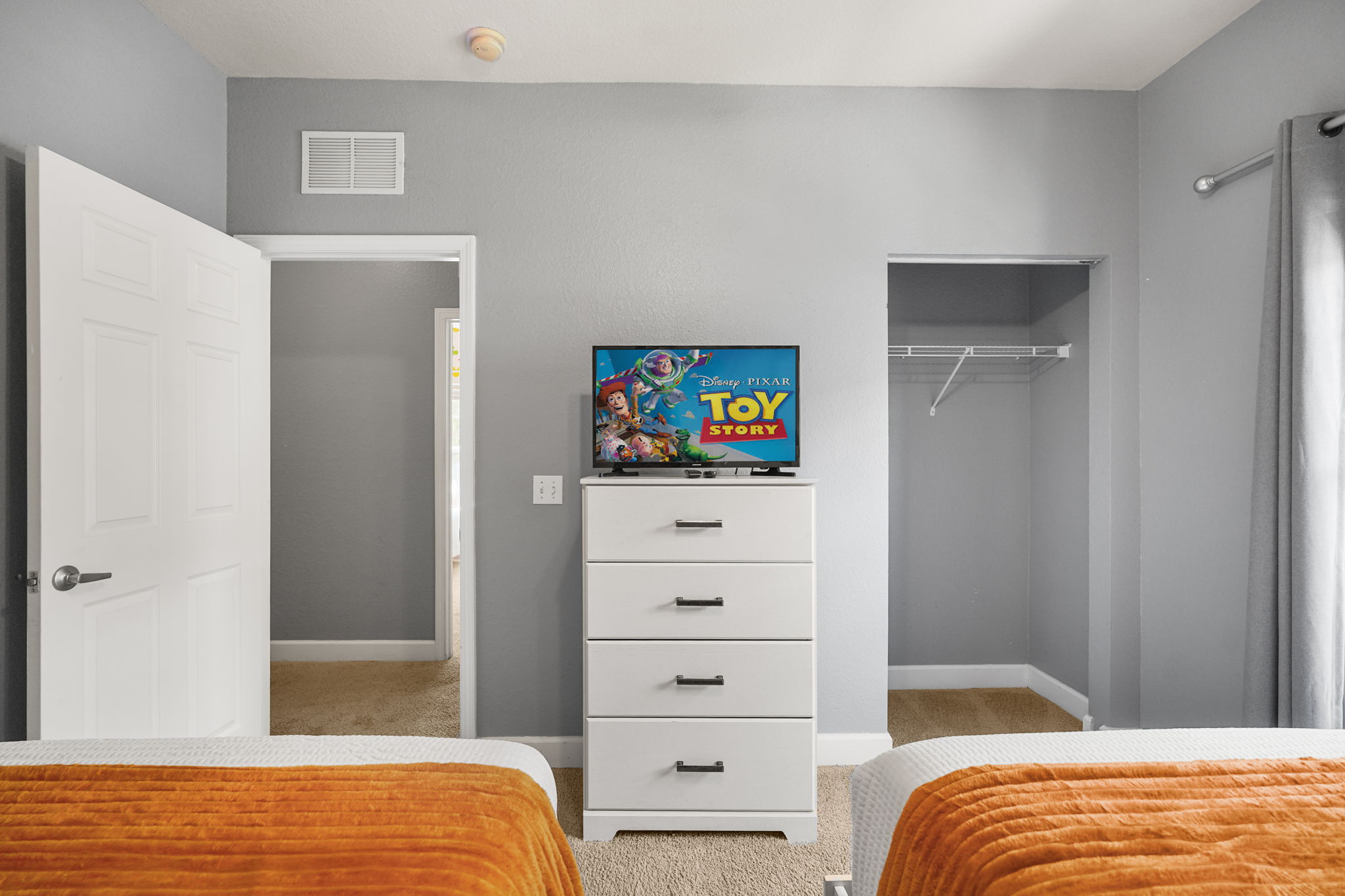 4 bedroom vacation townhouse at Lucaya Village - Image 18