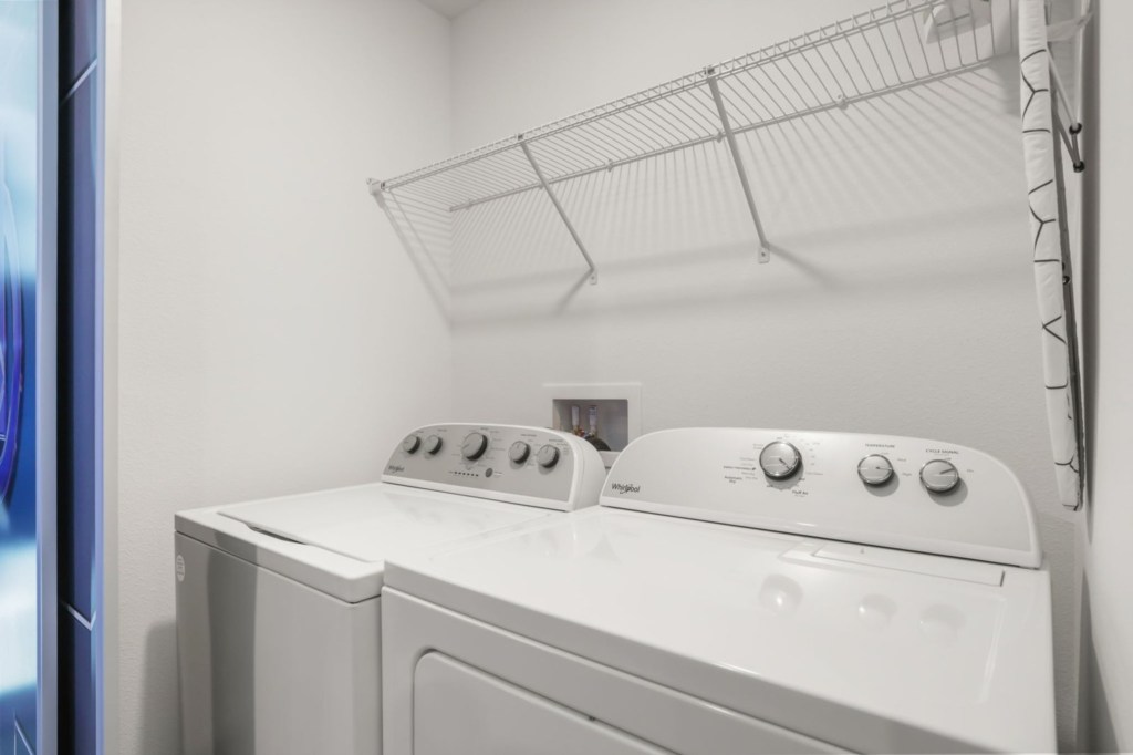 Laundry — 3209 Energy Drive, photo 21 of 24
