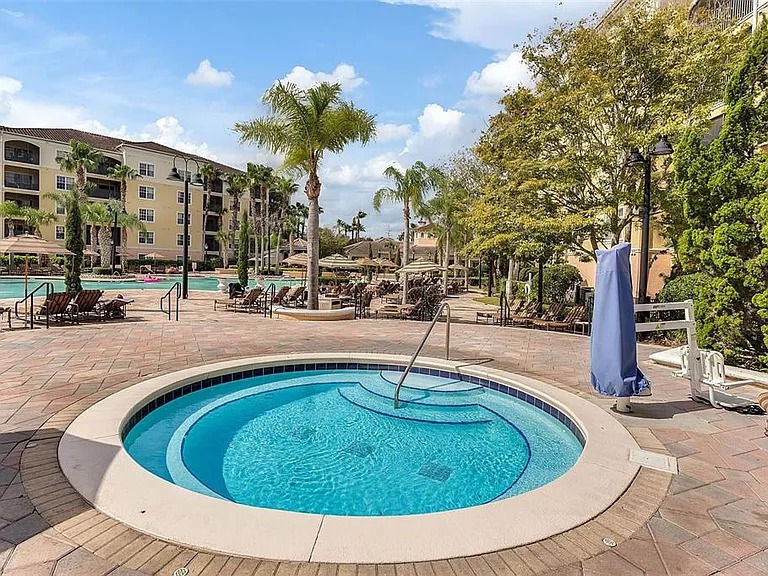 3 bedroom vacation apartment at World Quest Resort - Image 13