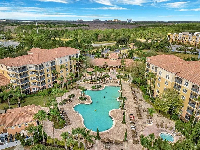 3 bedroom vacation apartment at World Quest Resort - Image 2