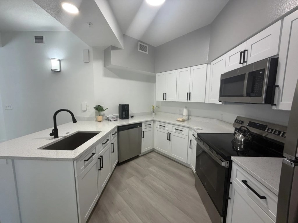 3 bedroom vacation apartment at World Quest Resort - Image 3