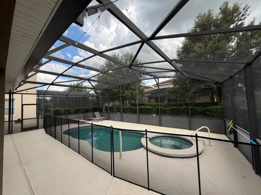 6 bedroom vacation house at Solterra - Image 24