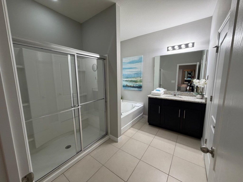 6 bedroom vacation house at Solterra - Image 25