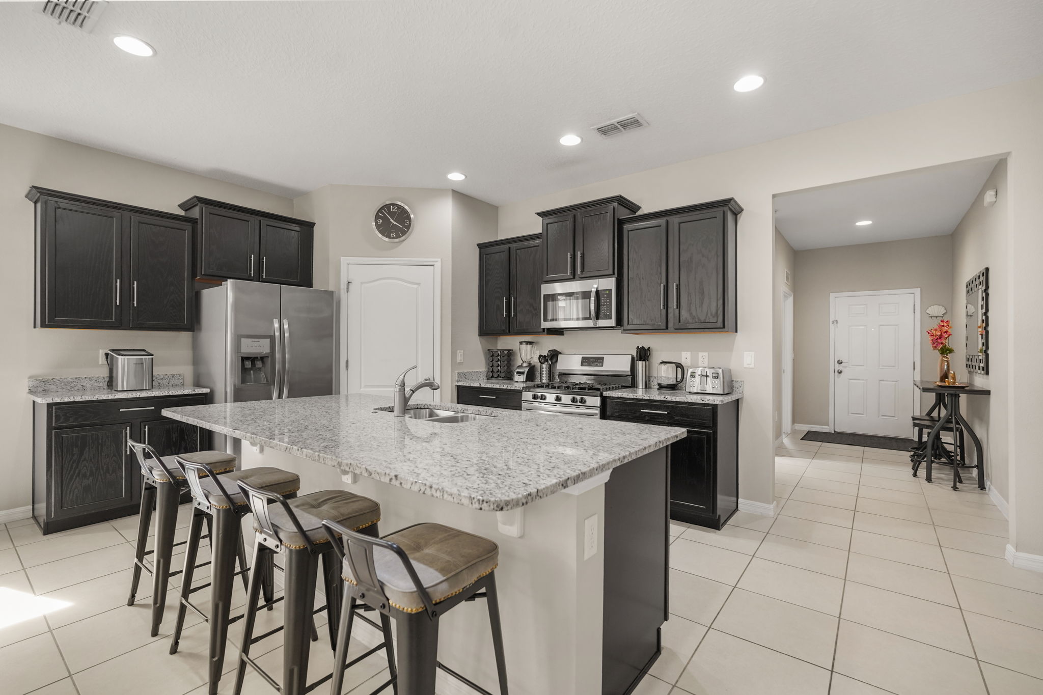 6043 Broad Oak Drive, 6-bedroom vacation home at Solterra in Davenport, FL — photo 7 of 77