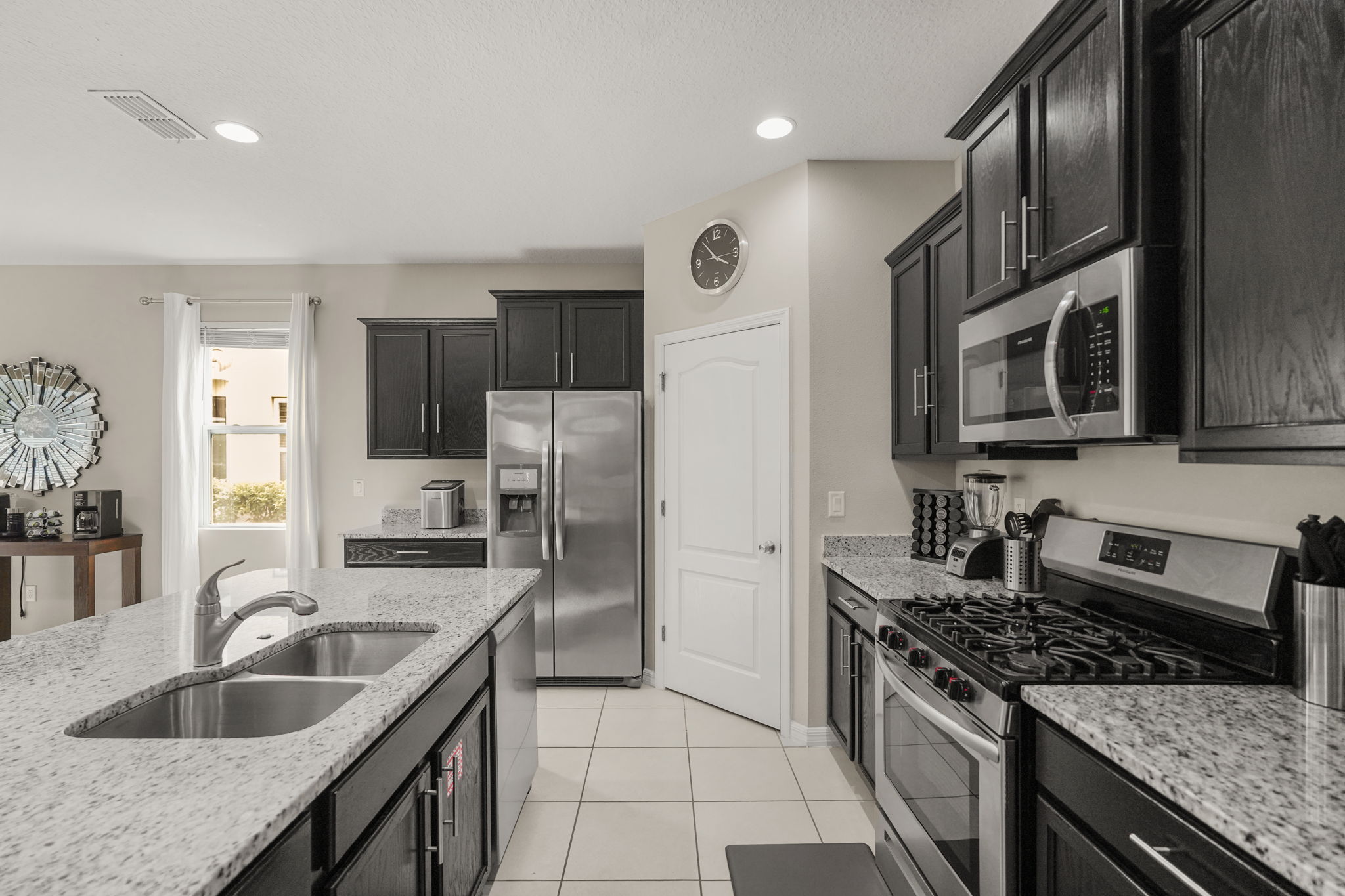6043 Broad Oak Drive, 6-bedroom vacation home at Solterra in Davenport, FL — photo 8 of 77
