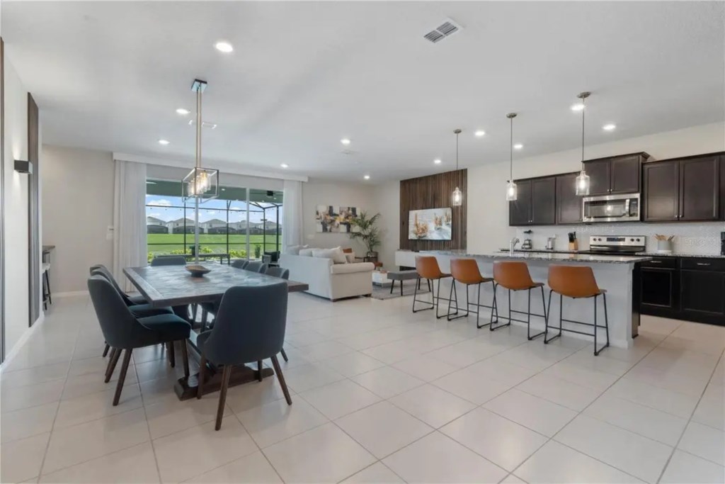 10 bedroom vacation house at Windsor Island Resort - Image 6