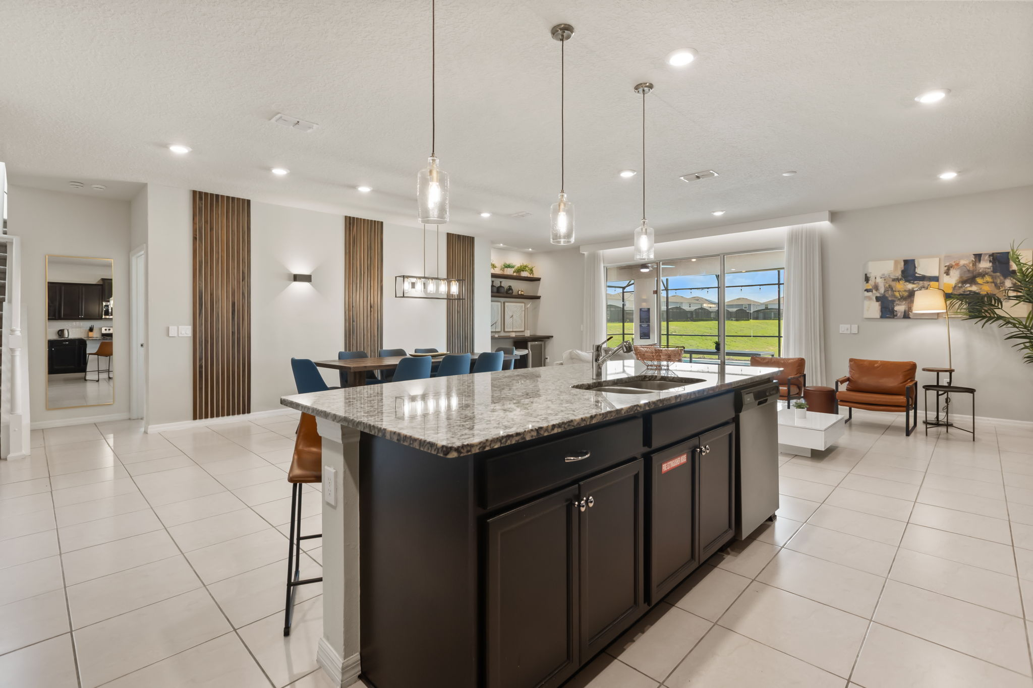 Kitchen — 4321 Lana Avenue, photo 16 of 108