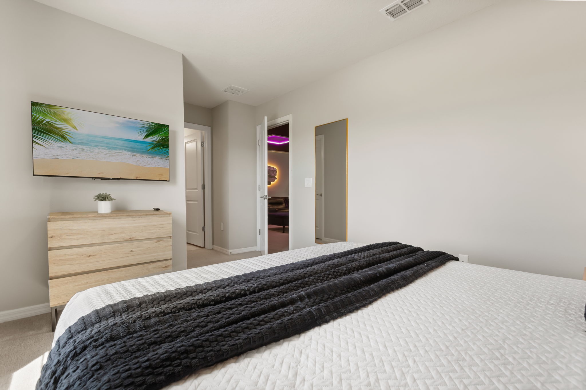 Bedroom — 4321 Lana Avenue, photo 31 of 108