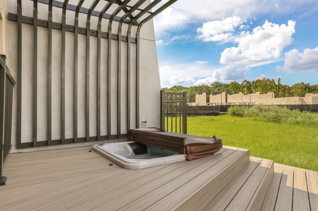 Private spa — 5591 Positano Way, photo 23 of 33