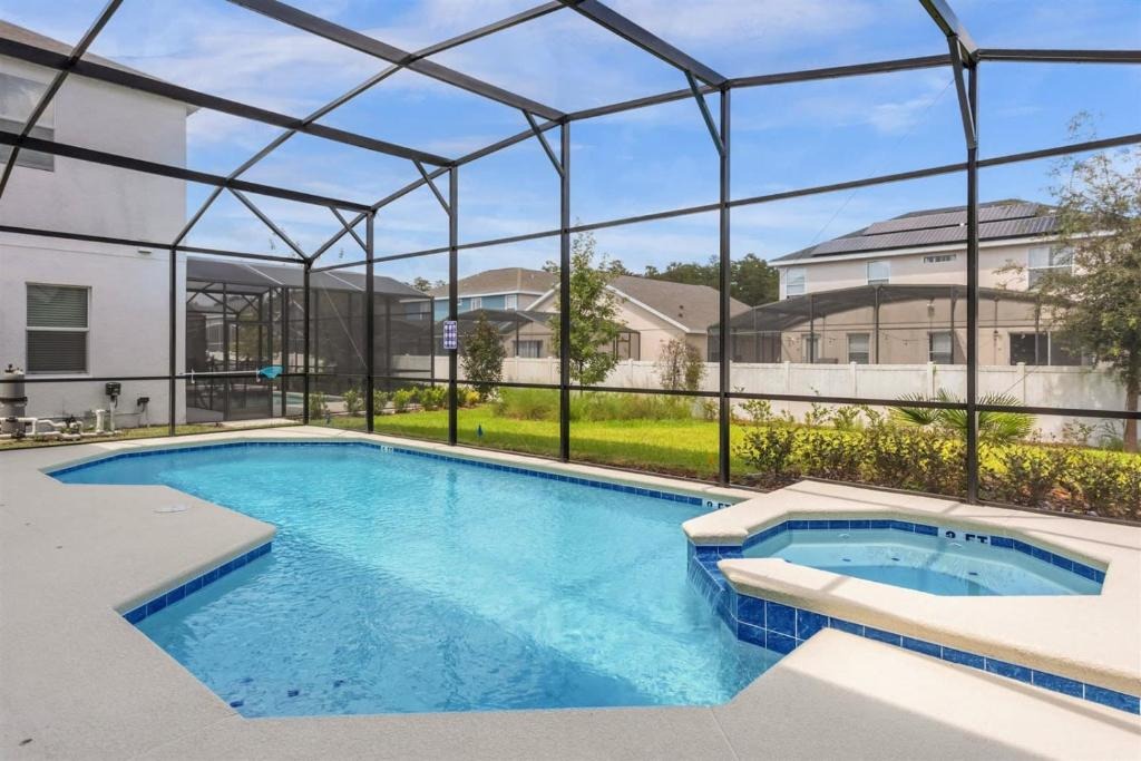 8 bedroom vacation house at Bella Vida - Image 25