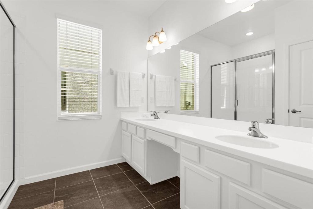8 bedroom vacation house at Bella Vida - Image 28