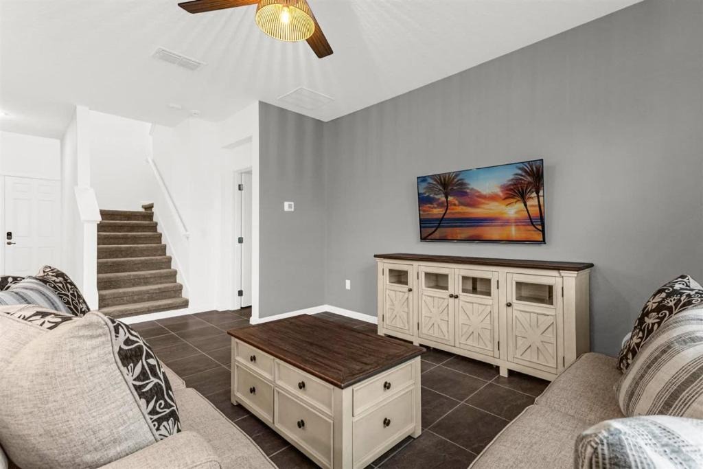 8 bedroom vacation house at Bella Vida - Image 3