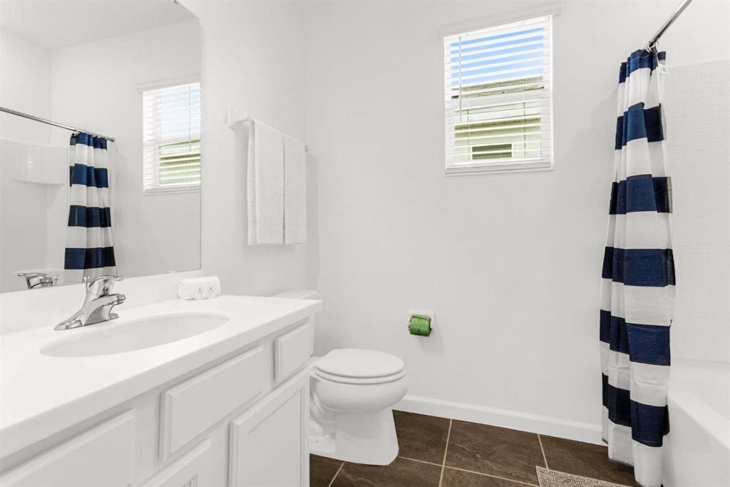8 bedroom vacation house at Bella Vida - Image 31