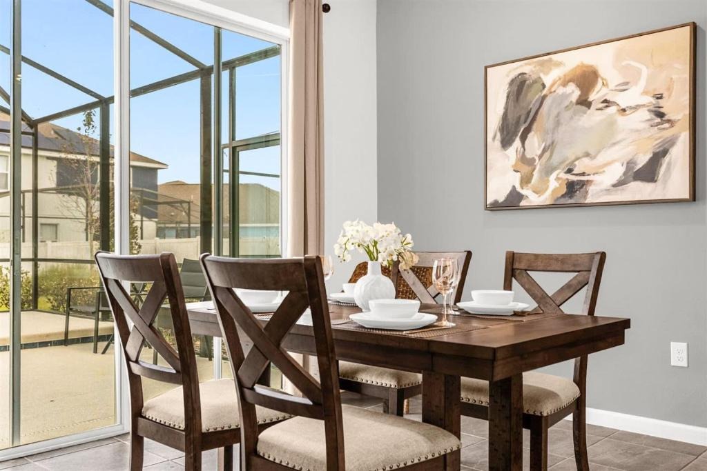 8 bedroom vacation house at Bella Vida - Image 5