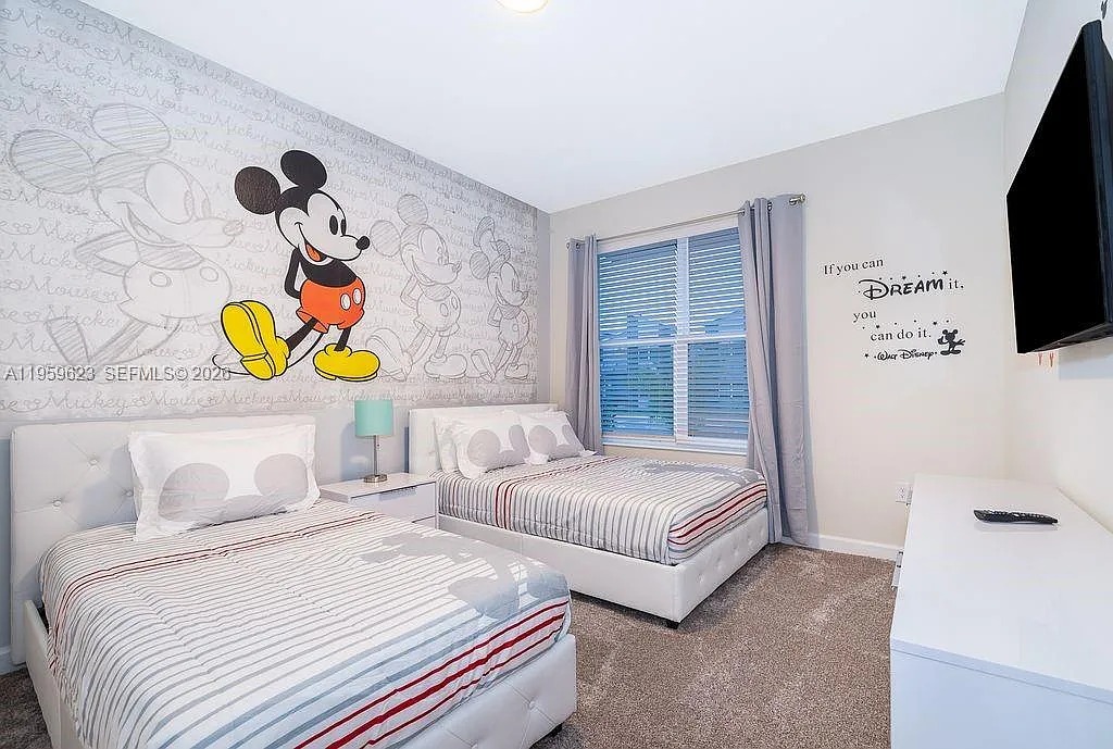 5 bedroom vacation house at Storey Lake - Image 24