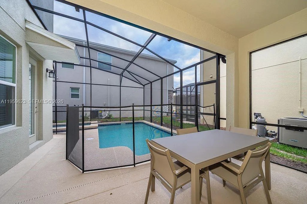 5 bedroom vacation house at Storey Lake - Image 25