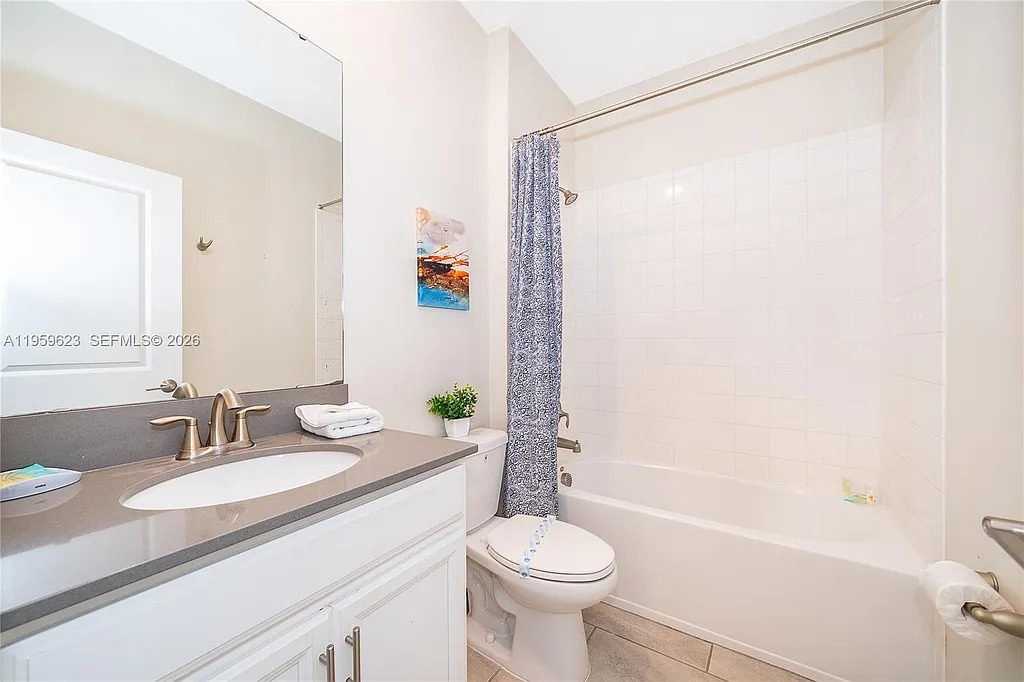 5 bedroom vacation house at Storey Lake - Image 30