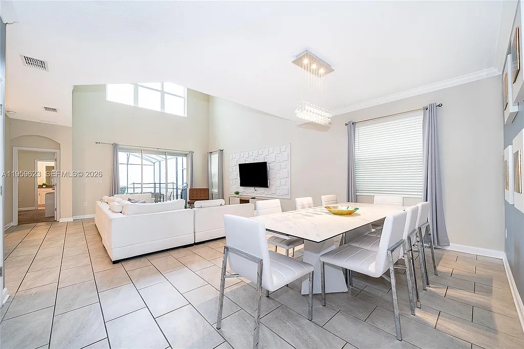 5 bedroom vacation house at Storey Lake - Image 6