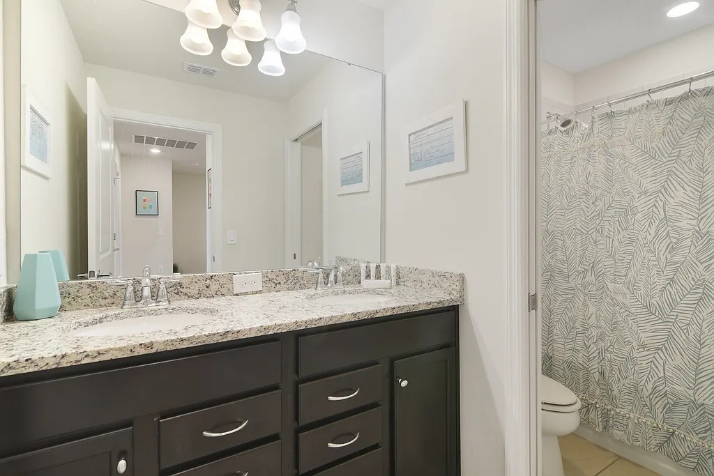 5 bedroom vacation townhouse at Windsor Island Resort - Image 21