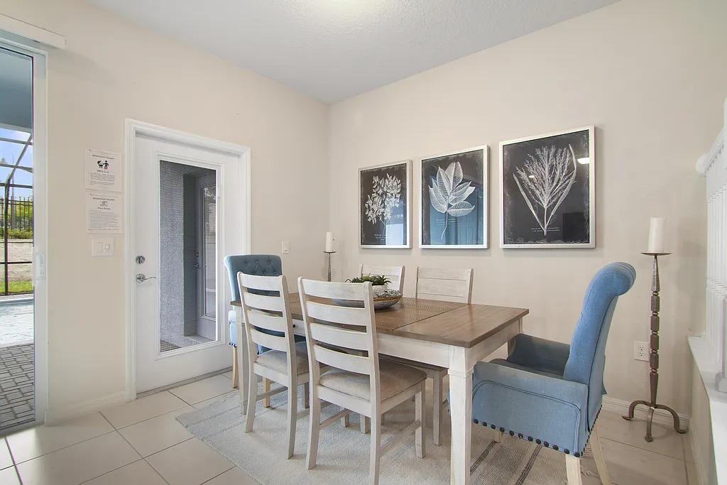 5 bedroom vacation townhouse at Windsor Island Resort - Image 3