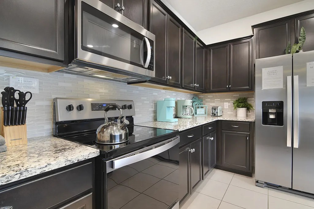 5 bedroom vacation townhouse at Windsor Island Resort - Image 6
