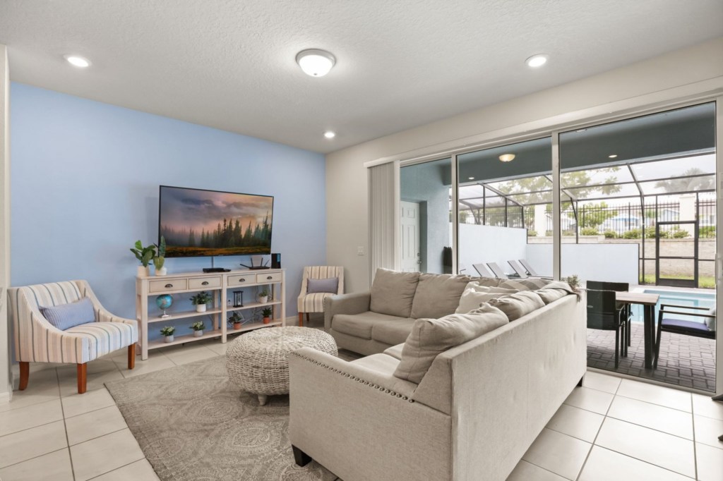 131 Jetty Way — photo 1