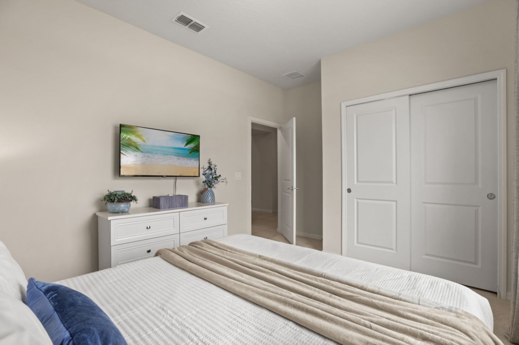 Bedroom — 131 Jetty Way, photo 18 of 78